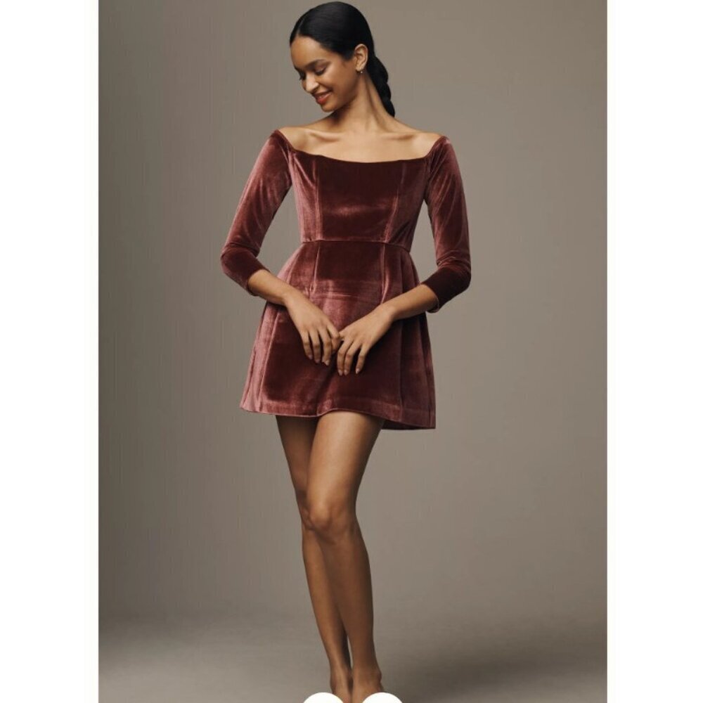 Anthropologie Hutch Velvet Mini Dress Women's Red Long-Sleeve Square-Neck Size 8